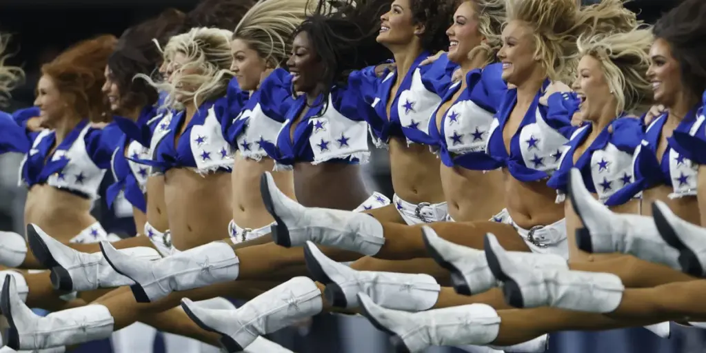 dallas-cowboys-cheerleaders-celebrate-400-pay-raise-amidst-longstanding-pay-dispute