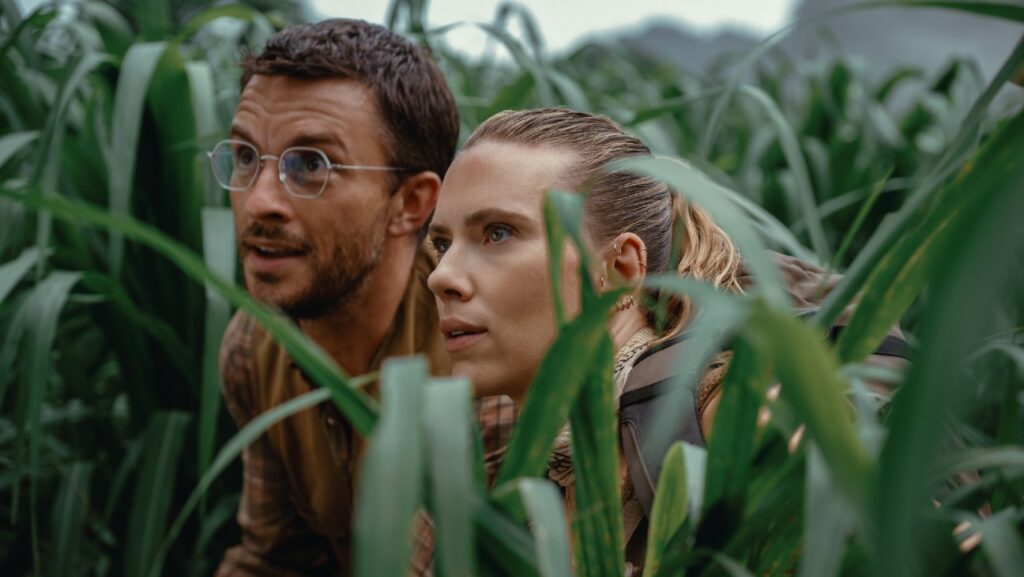 jurassic-world-rebirth-a-nostalgic-roar-with-new-twists