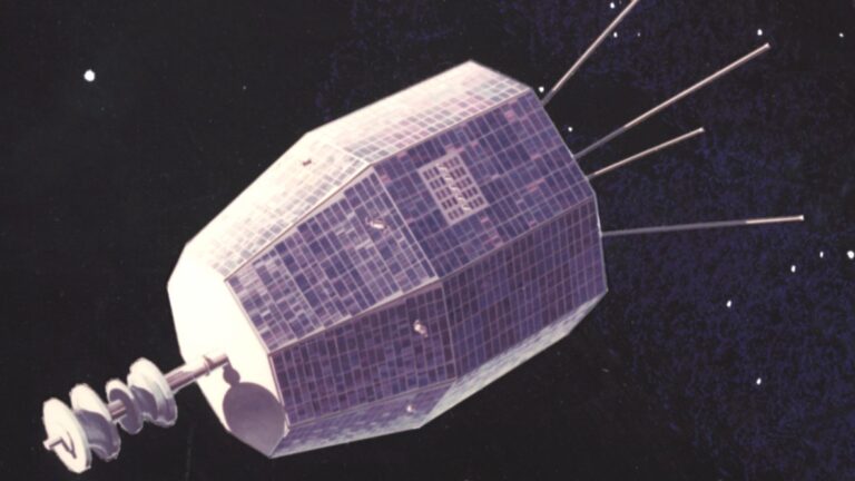 zombie-nasa-satellite-sends-mysterious-radio-pulse-after-60-years