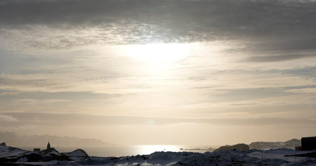 american-teen-s-antarctic-detention-highlights-solo-flight-challenge