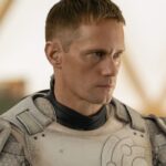 apple-tv-s-murderbot-debuts-with-perfect-score-setting-a-new-standard-in-sci-fi