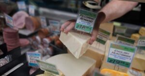 does-eating-cheese-really-cause-nightmares-new-study-explores