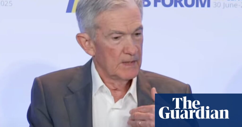federal-reserve-chair-points-to-trump-tariffs-as-barrier-to-rate-cuts