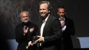 peter-sarsgaard-criticizes-mars-colonization-advocates-unity-at-kviff