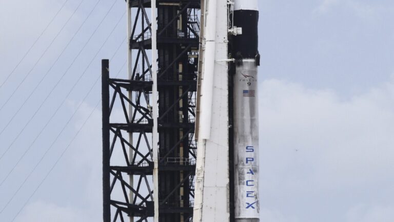 space-station-leak-delays-historic-astronaut-visits-from-india-poland-and-hungary
